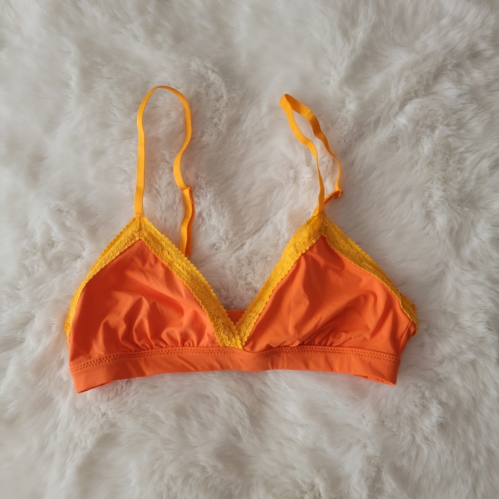 AERIE BRAND NEW BRALETTE SIZE XS